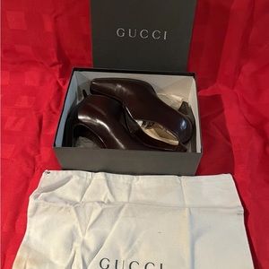 Gucci boots/booties Dark Brown women’s size 9